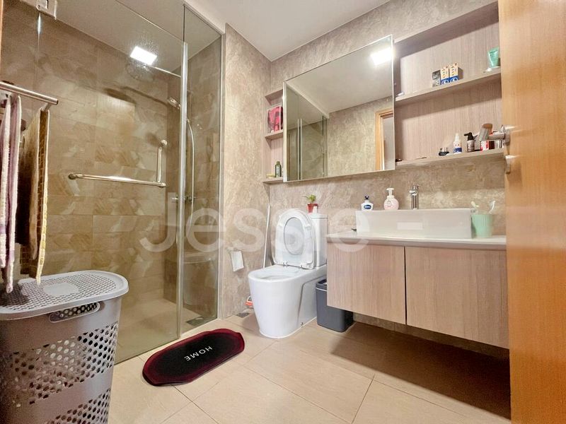 3 Bed Condo for Rent in  The Vales - Image 6